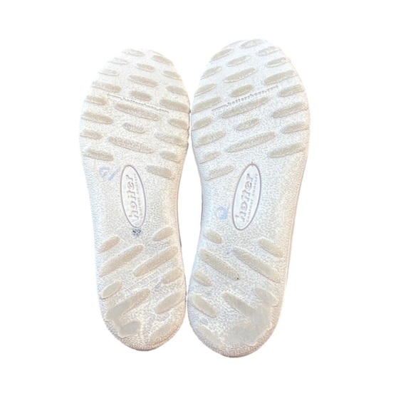 Lace Up Leather Sneakers - Size 8 - Picture 8 of 11